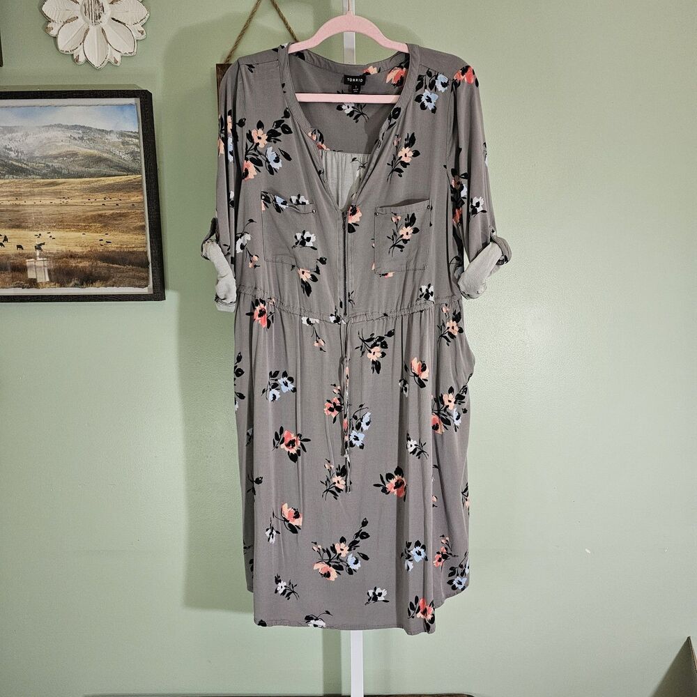 Torrid Gray Floral Drawstring Dress